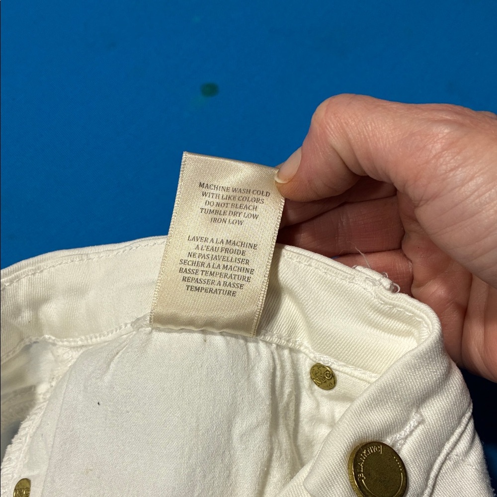 Blank NYC White Frayed Hem Denim Shorts - Picture 4 of 14